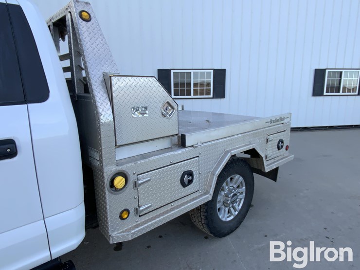 2019-ford-f350-xl-image-19