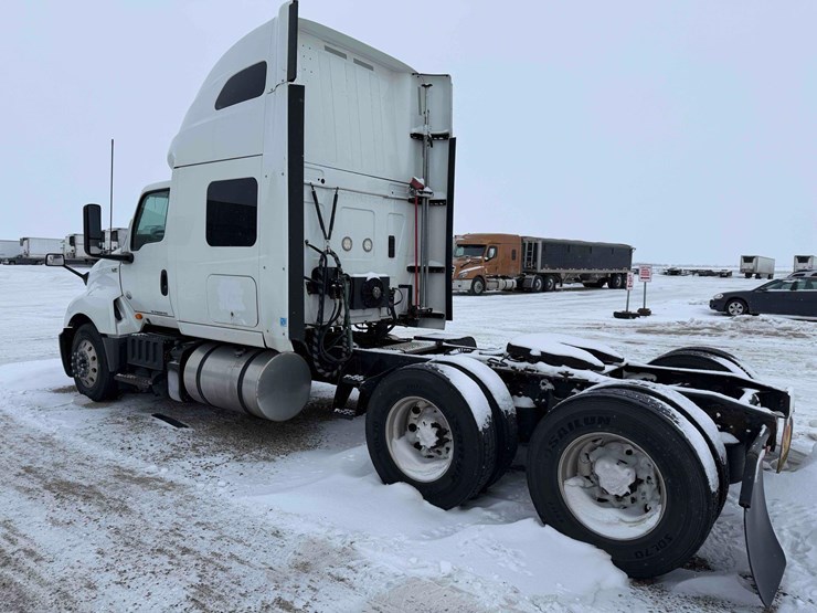 2019-international-lt-image-8