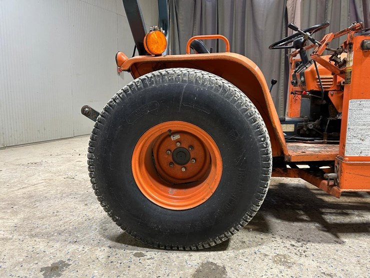 kubota-b8200-image-15