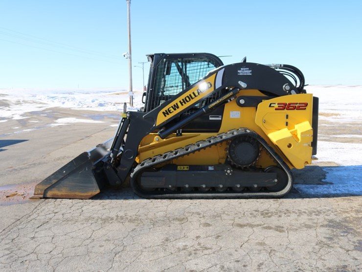 2023-new-holland-c362-image-6