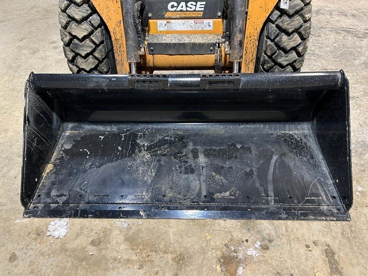 2020-case-sr240b-image-9