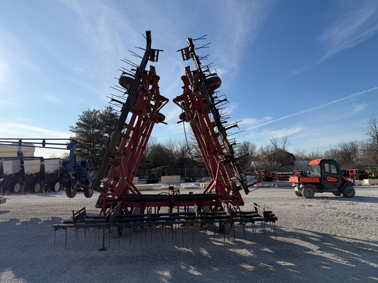 case-ih-4300-image-5