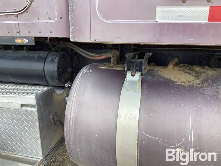 1992-peterbilt-378-image-10