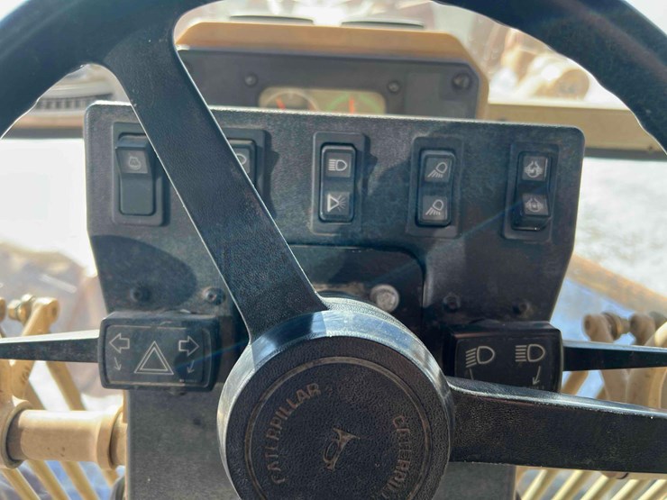 2007-caterpillar-160h-image-67