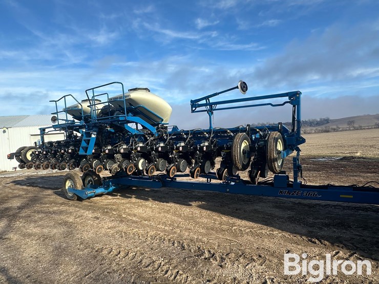 2017-kinze-3660-image-3