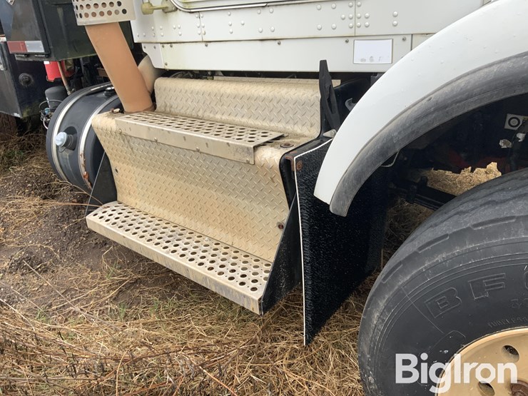 2012-kenworth-t800-image-12