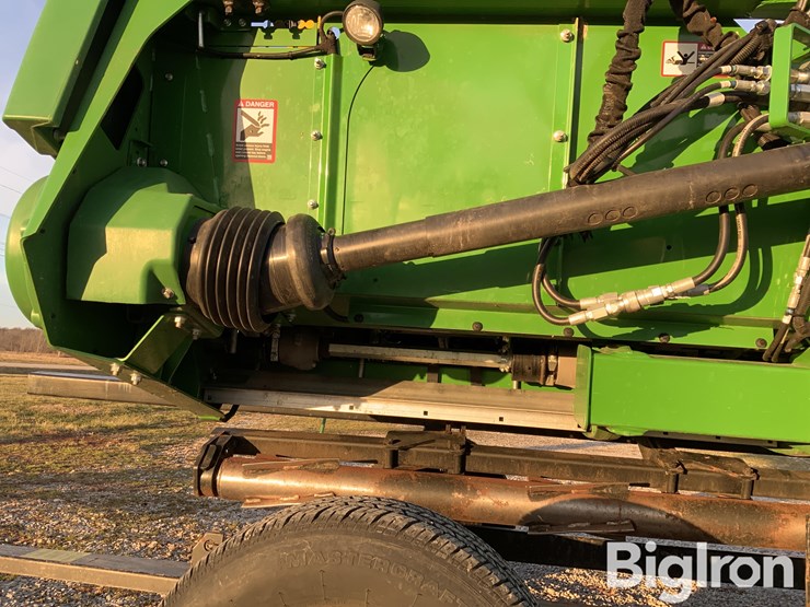 2020-john-deere-708c-image-17