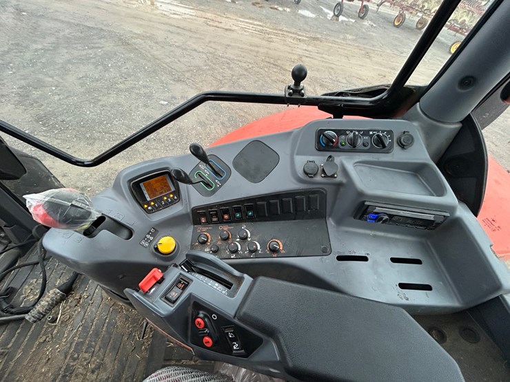 kubota-m6-141-image-16