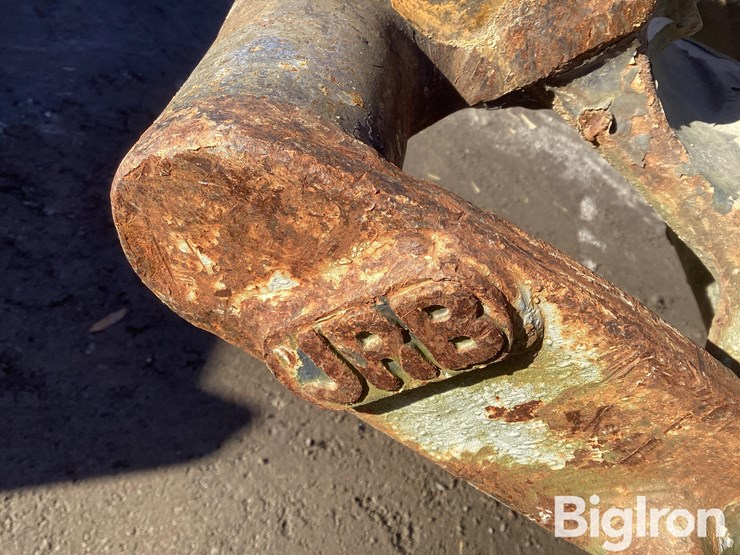 2015-deere-524k-image-18