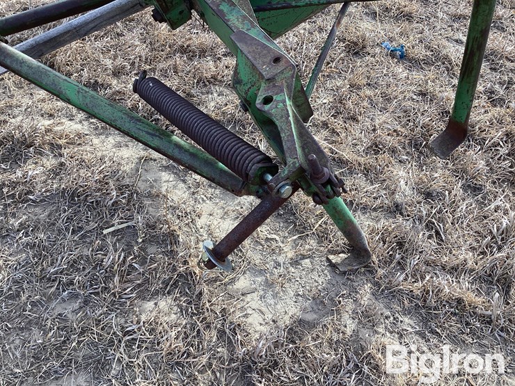 john-deere-38-image-14