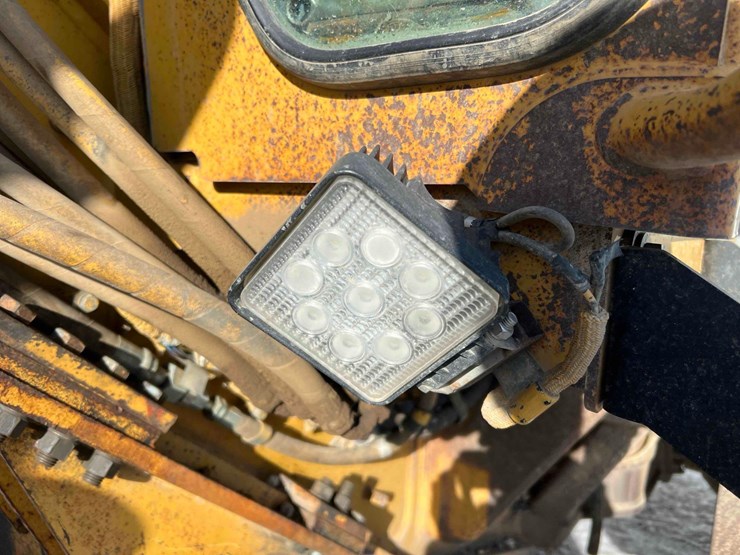 2007-caterpillar-160h-image-34