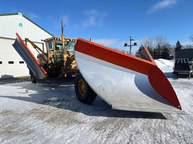 2007-caterpillar-160h-image-3