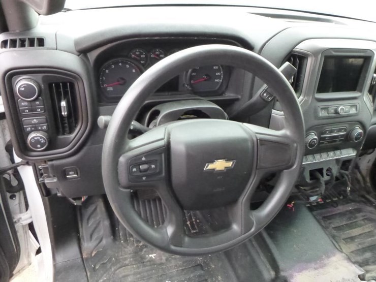 2019-chevrolet-silverado-1500-image-9