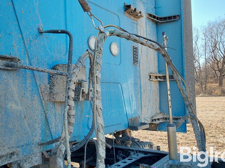 2014-international-prostar-image-11