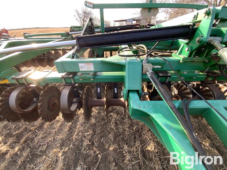 great-plains-3000tt-image-16