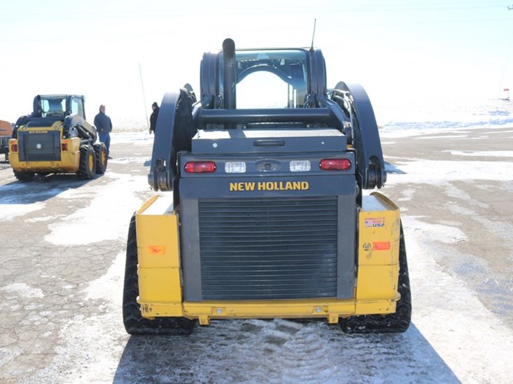 2023-new-holland-c332-image-4