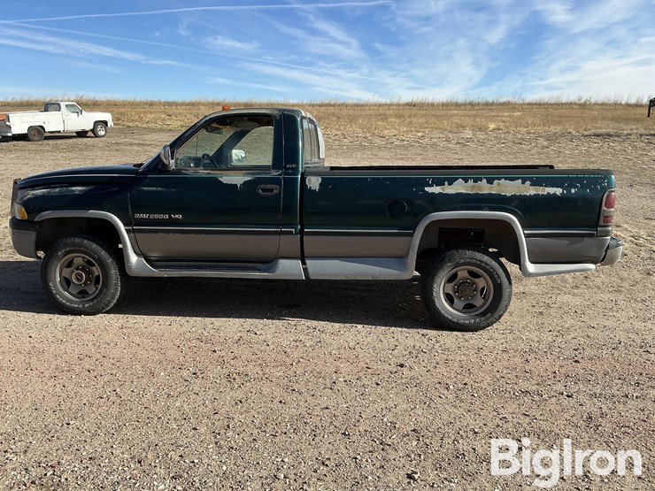 1994-dodge-ram-2500-image-8
