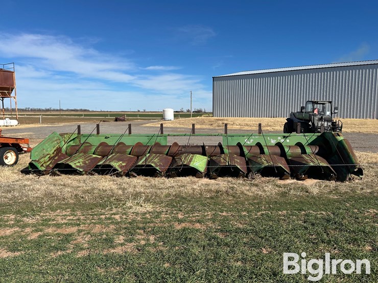 john-deere-854a-image-2