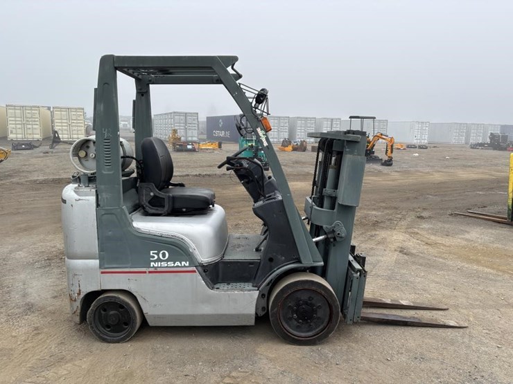 2005-nissan-mcpl02a25lv-image-7