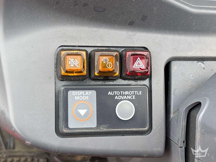 2025-kubota-l4060d-42hp-4wd-utility-loader-tractor-image-30