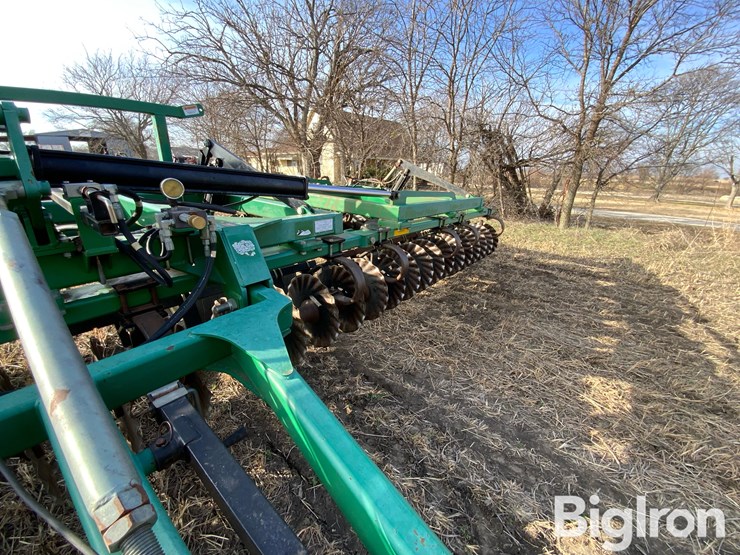 great-plains-3000tt-image-14