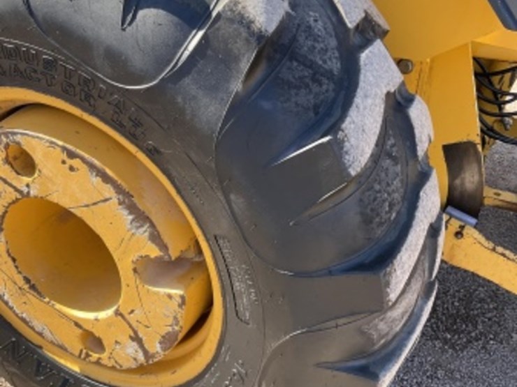 deere-210le-image-13