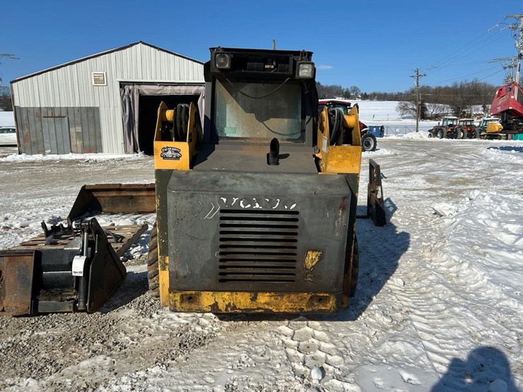 2016-volvo-mc70b-image-5