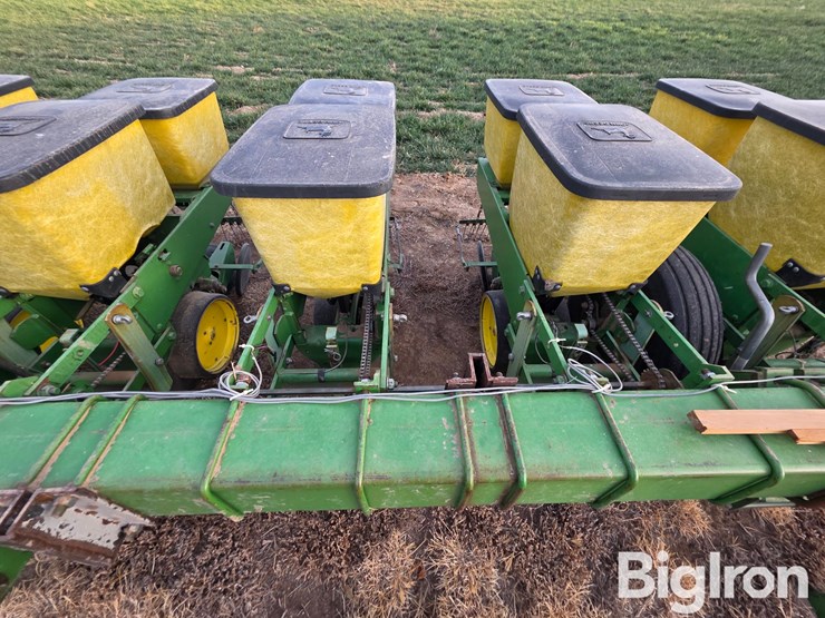 john-deere-7100-image-16