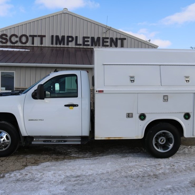 2013 CHEVROLET 3500