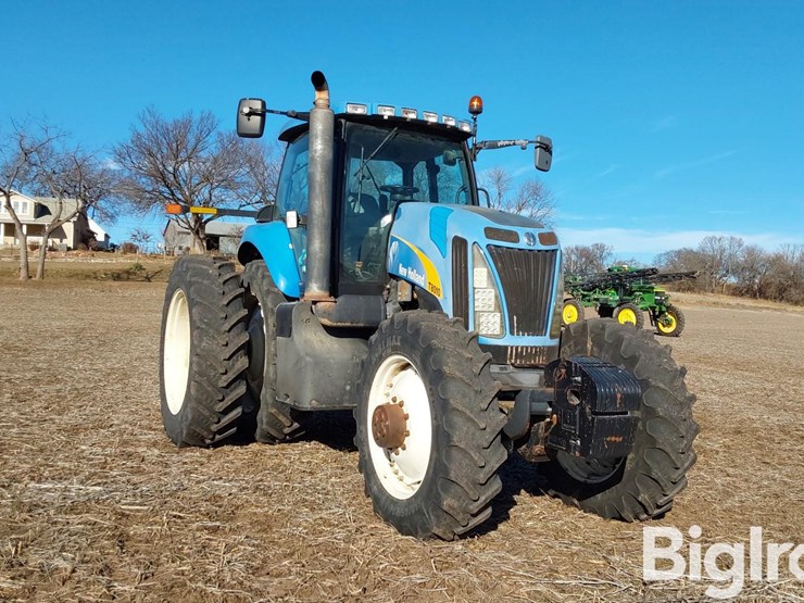 2007-new-holland-t8010-image-3