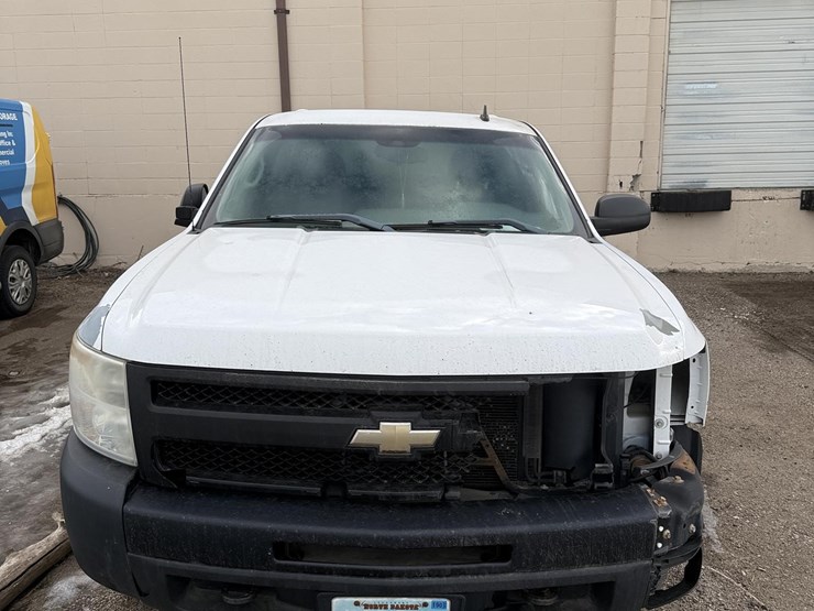 2009-chevrolet-silverado-1500-image-2