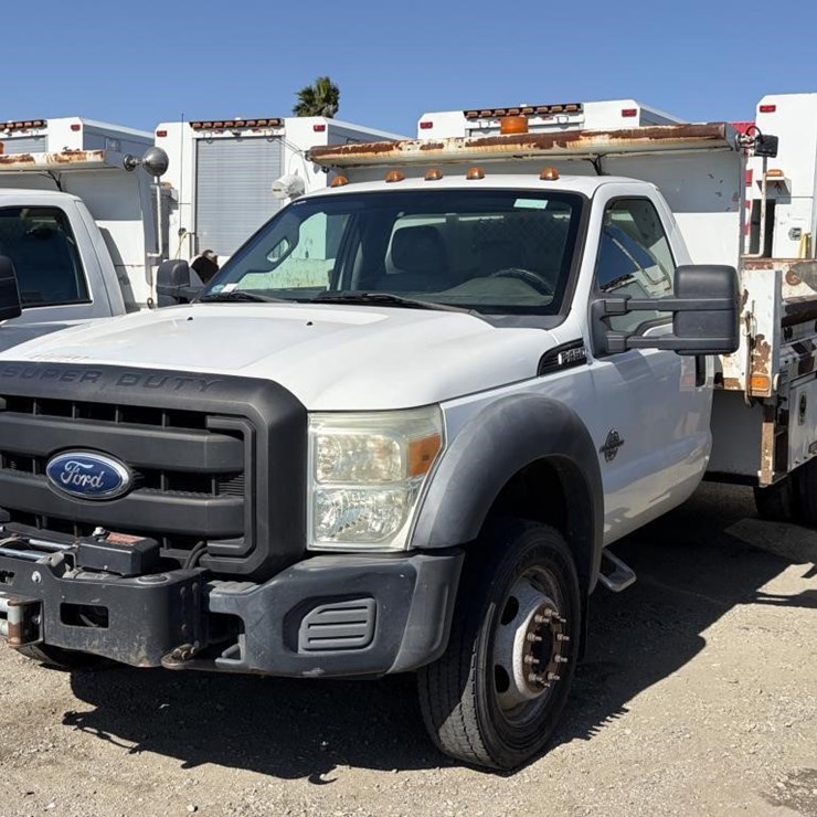 2011 FORD F450