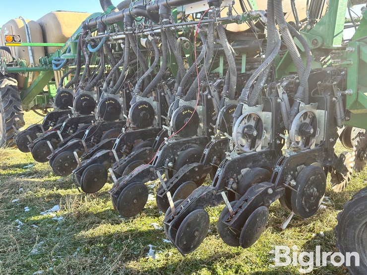 great-plains-yp1225a-24tr-image-17