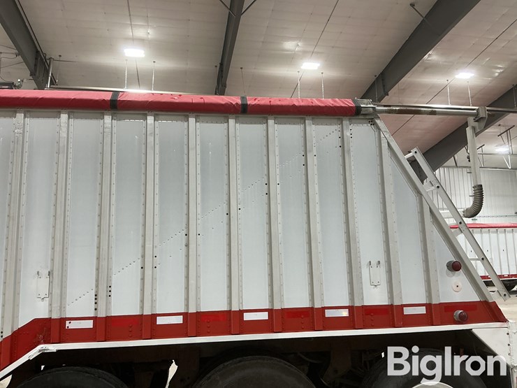 1982-cornhusker-grain-image-13