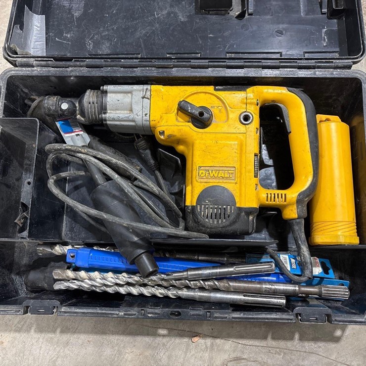 Dewalt D25650 Rotary Hammer Drill
