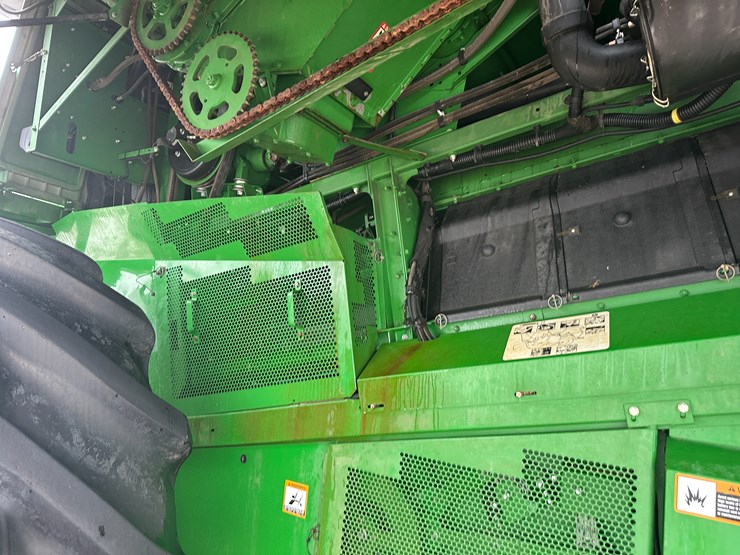 john-deere-s680-image-36