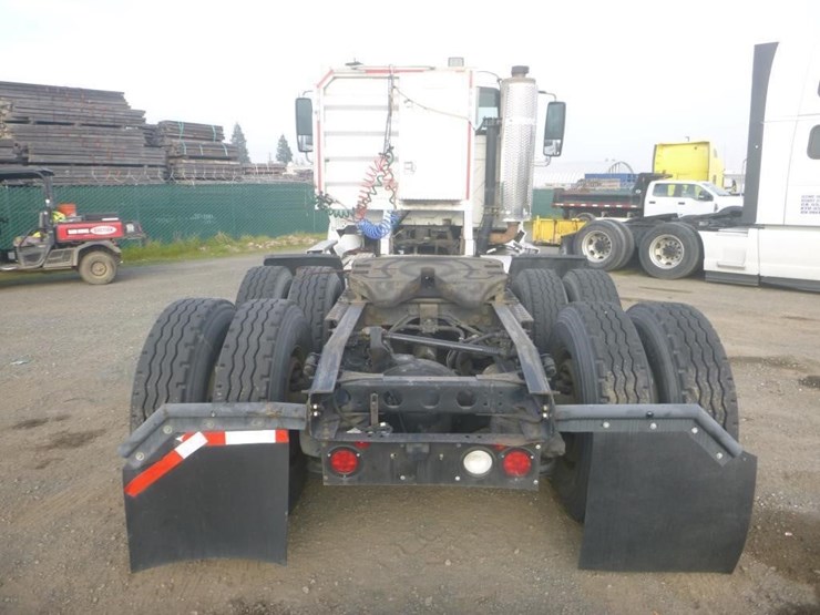 2012-international-prostar-image-6