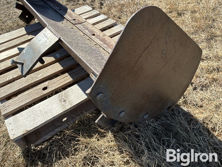 front-end-loader-dozer-blade-image-12