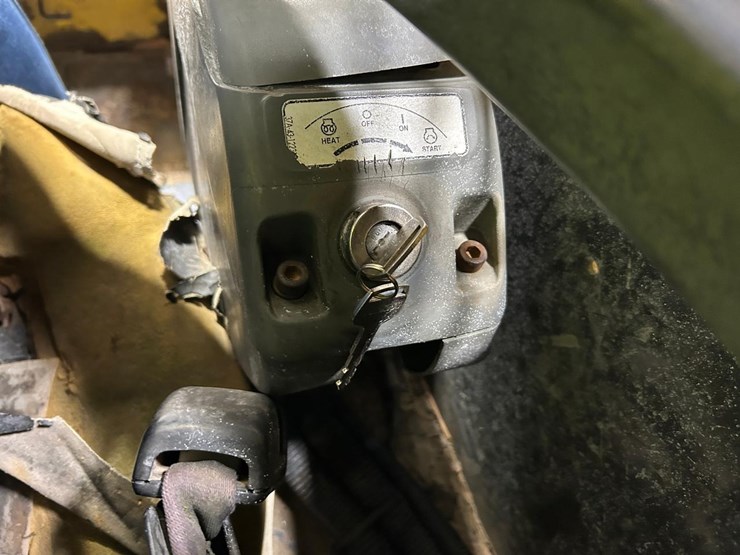 komatsu-ck30-skid-steer-loader-image-25