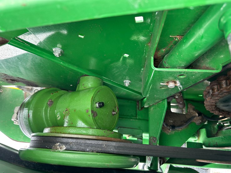 2015-john-deere-635f-image-23