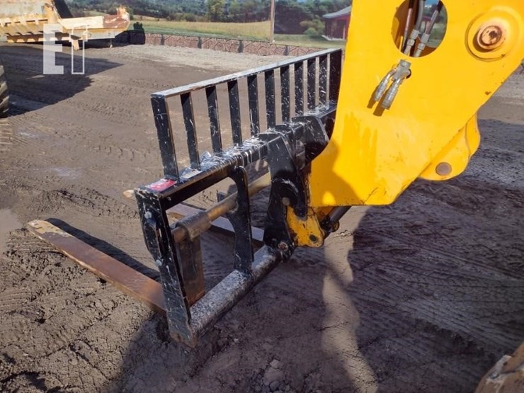 2017-jcb-510-42-image-19