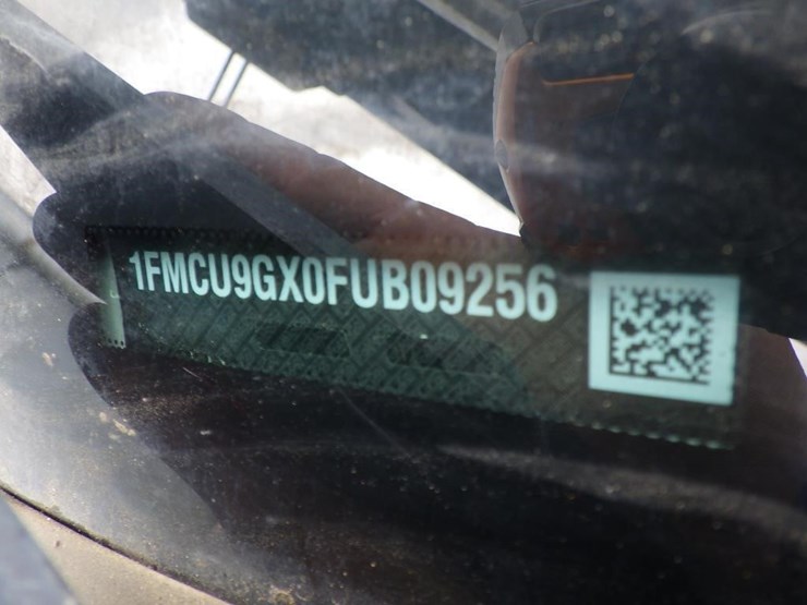 2015-ford-escape-image-15