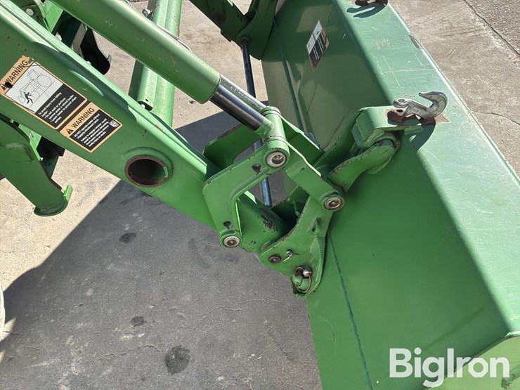 2013-john-deere-3520-image-17