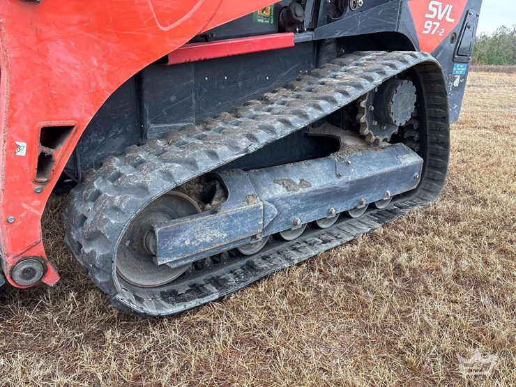2024-kubota-svl97-2-image-30