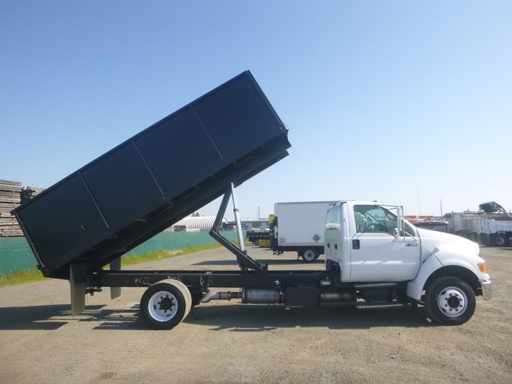 2013-ford-f650-image-8