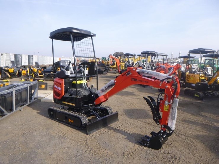 2025-tpm-18bs-hydraulic-excavator-image-2