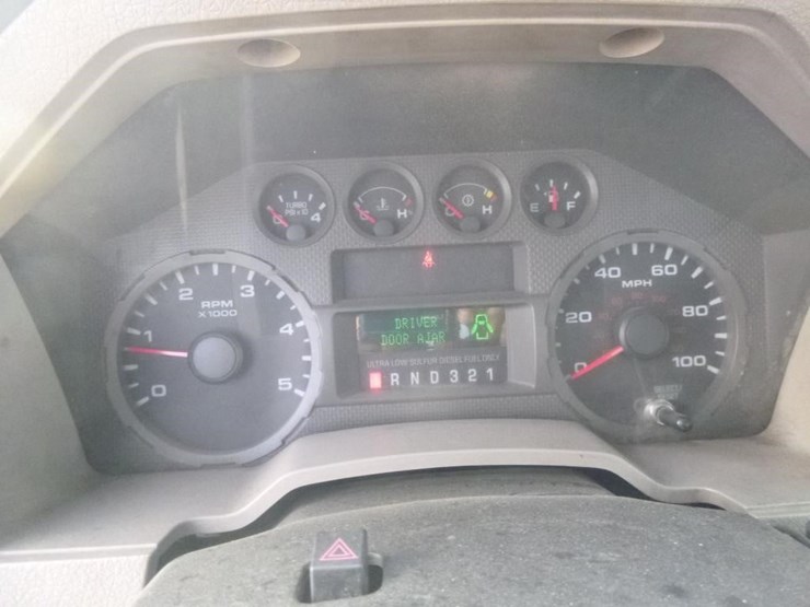 2008-ford-f550-image-25