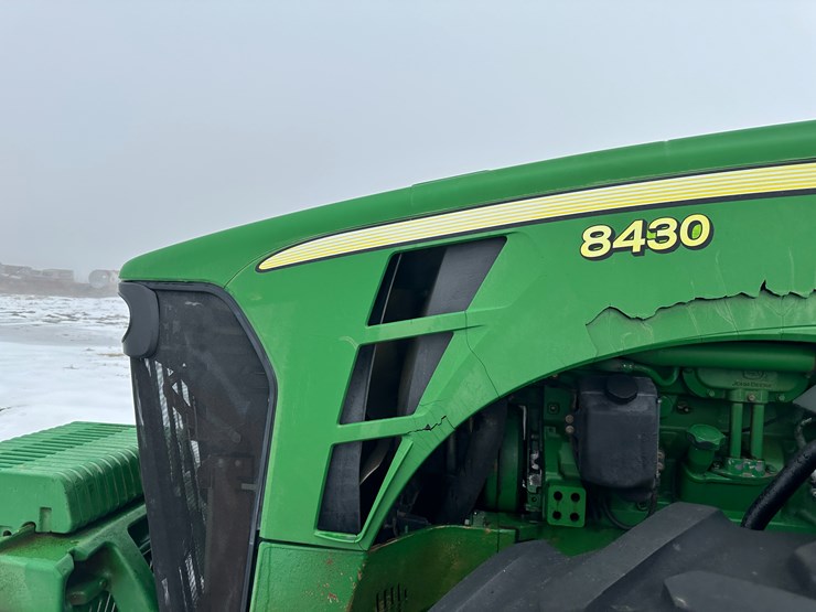 2008-john-deere-8430-image-22
