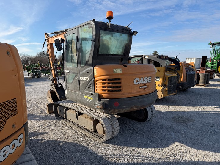2019-case-cx57c-image-12