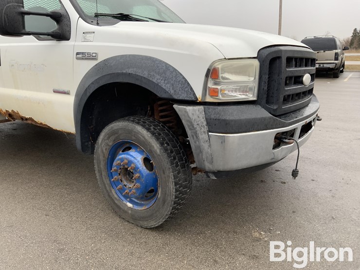 2006-ford-f550-xl-image-12